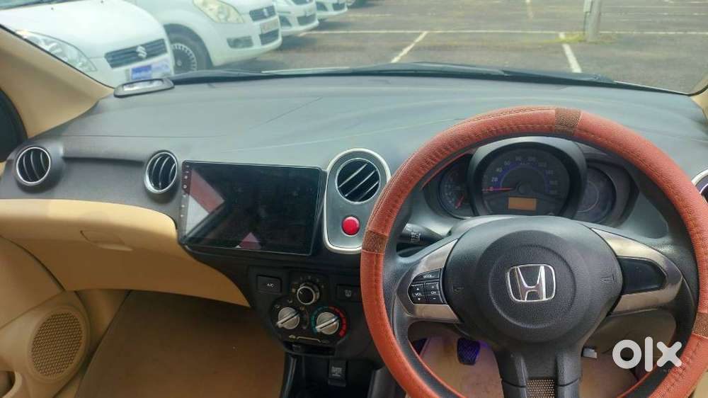 Honda Mobilio, 2015, Petrol
