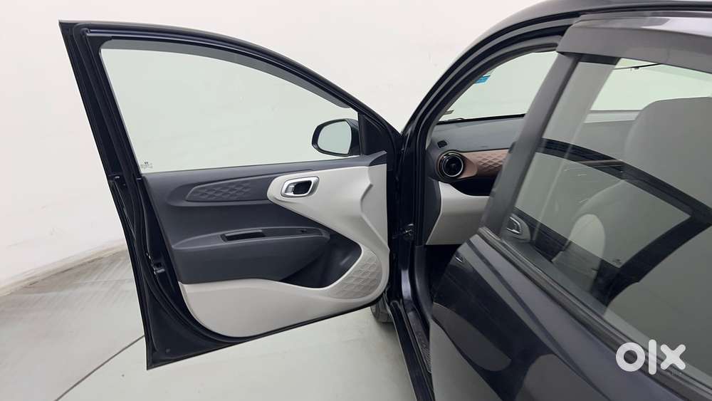 Hyundai Aura 1.2 Sx Cng, 2024, Cng & Hybrids