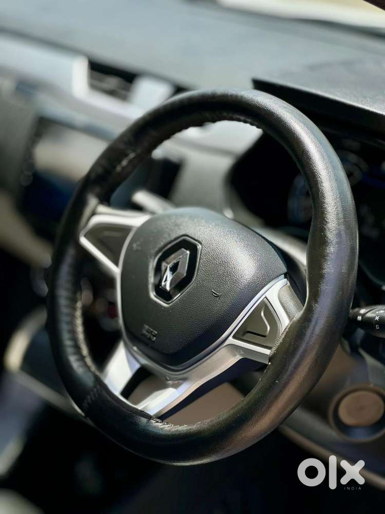 Renault Triber Rxz, 2021, Petrol