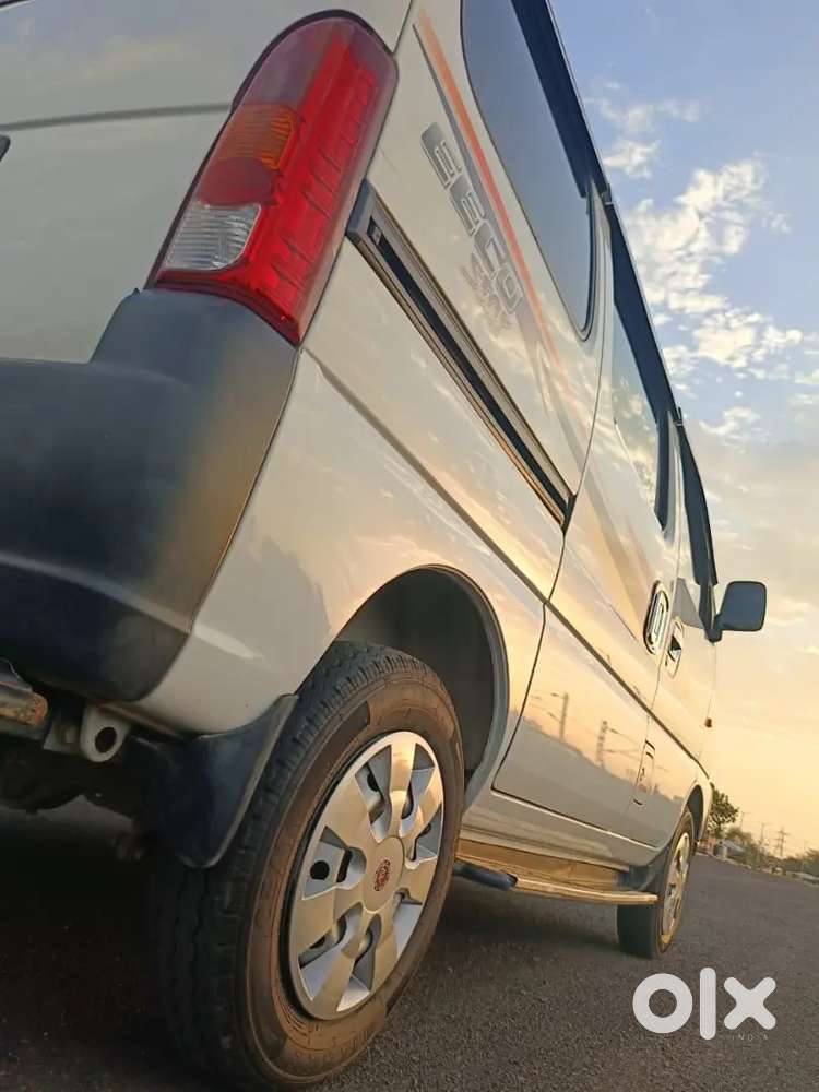 Maruti Suzuki Eeco 2024 Petrol 33000 Km Driven