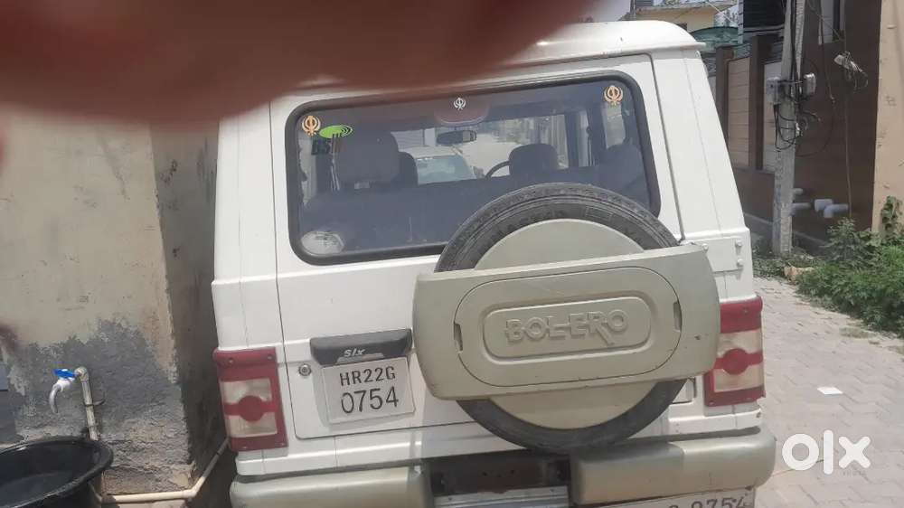Mahindra Bolero Slx 2011