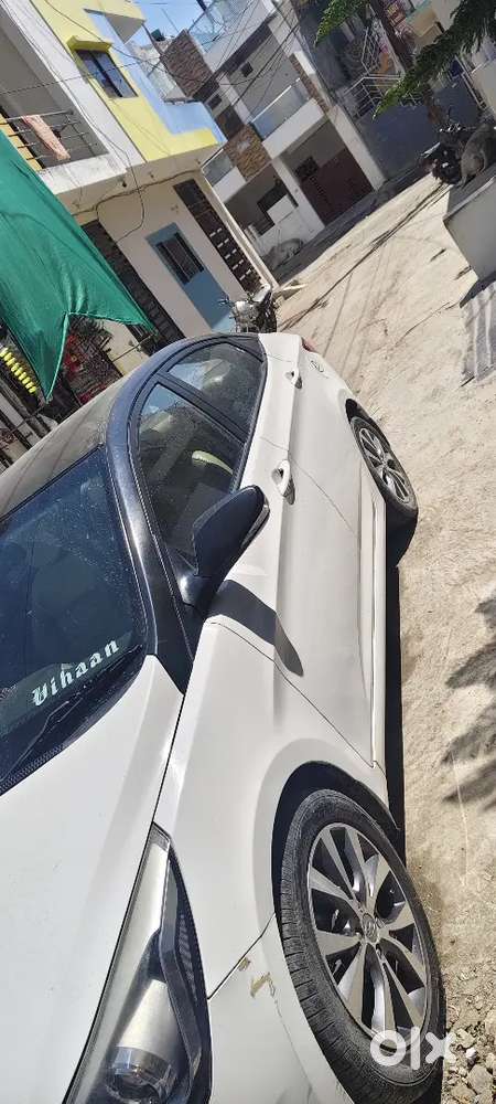 Hyundai Fluidic Verna 2017