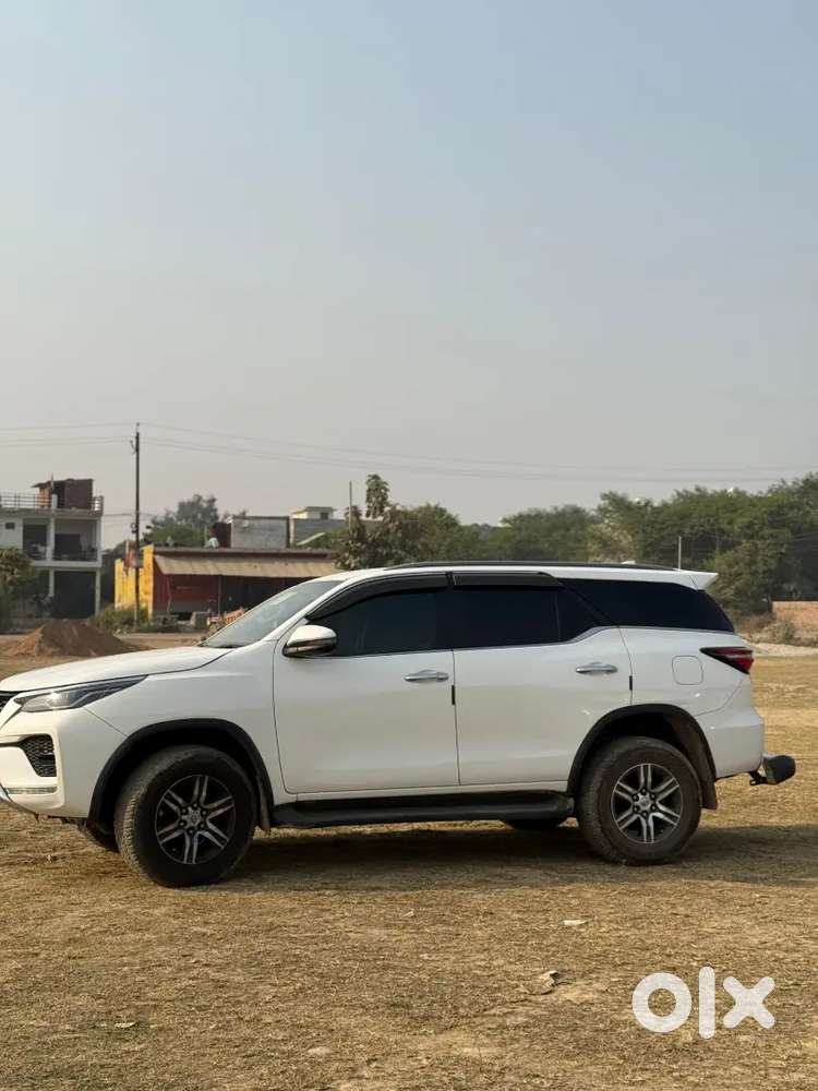 Toyota Fortuner Diesel 2022 Model First Owner 153000 Km Driven