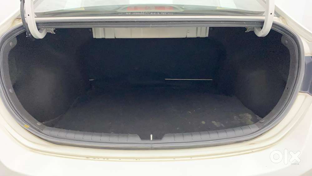 Hyundai Verna 1.6 Vtvt Sx, 2019, Petrol