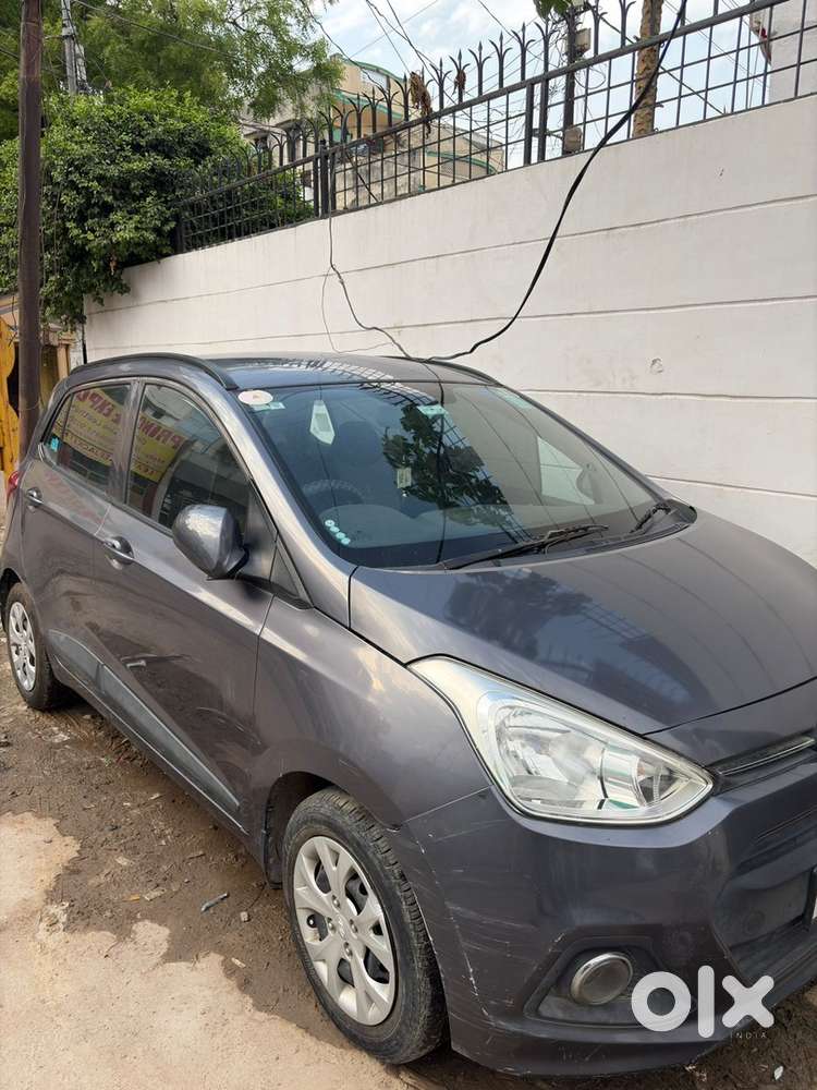Hyundai Grand I10 2015 Petrol Manual [fixed Price]