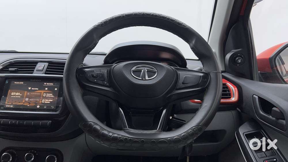 Tata Tiago Xza, 2021, Petrol