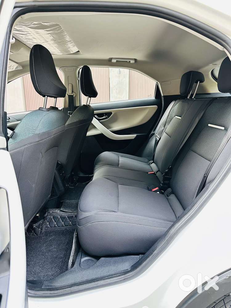 Tata Nexon Creative Plus S 1.2 Revotron Petrol 7dca Dt, 2024, Petrol