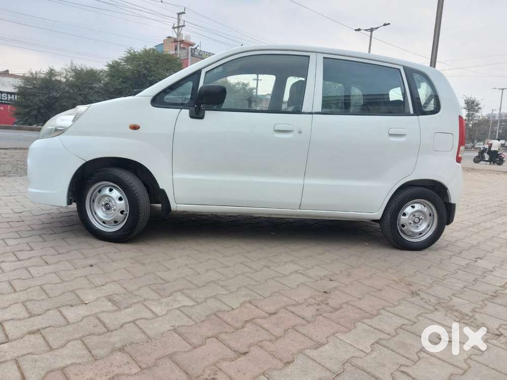Maruti Suzuki Zen Estilo Lxi Green (cng), 2010, Petrol
