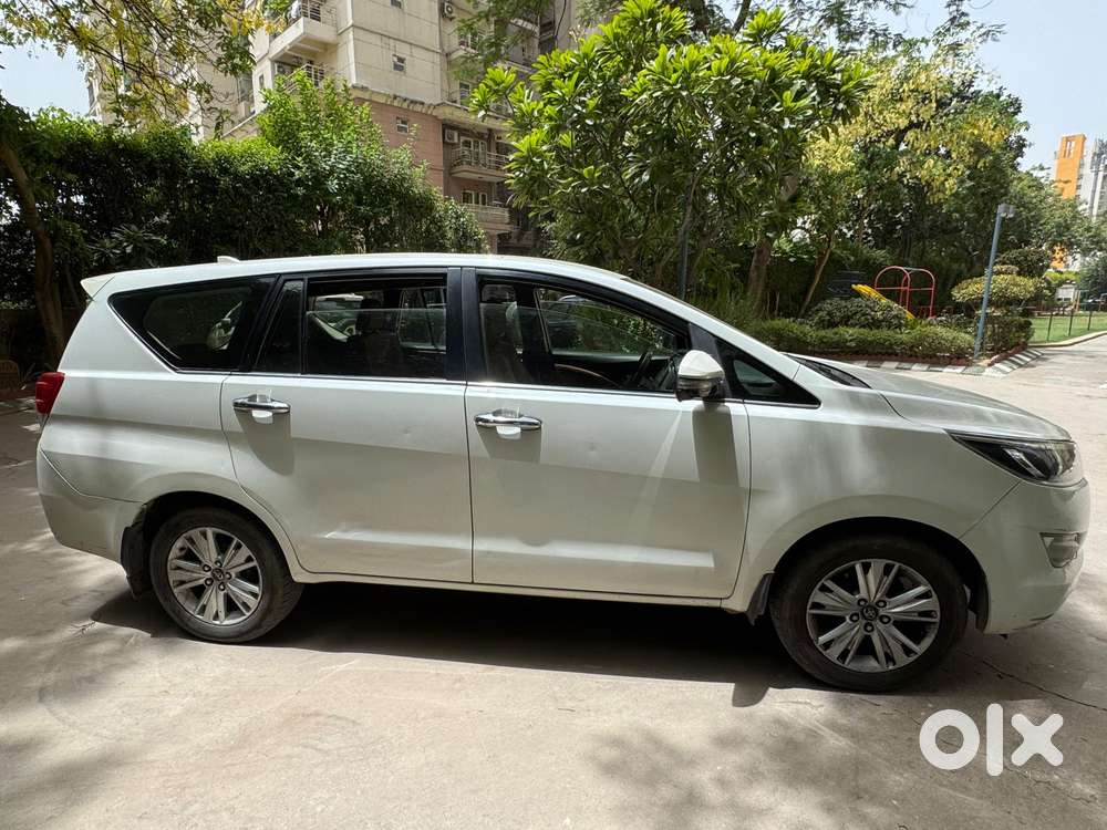 Toyota Innova Crysta 2.8z Automatic, 2019, Diesel