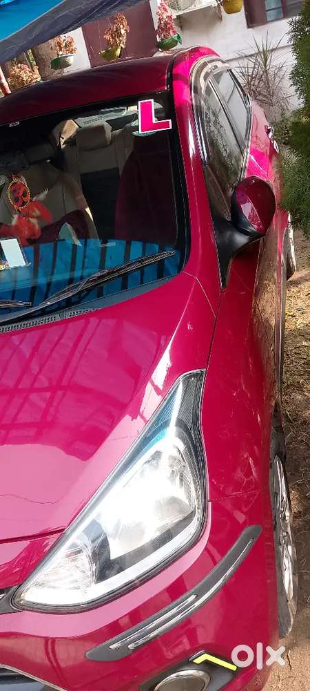Hyundai Xcent Petrol 2015 With 65000 Km Driven