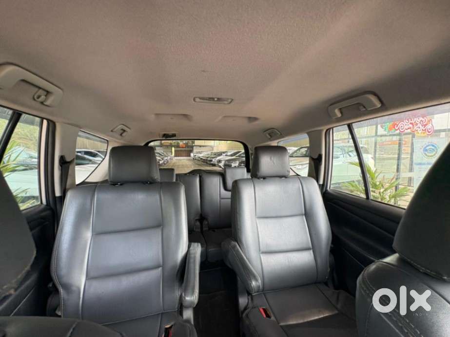 Toyota Innova Crysta 2.4 G Mt, 2018, Diesel