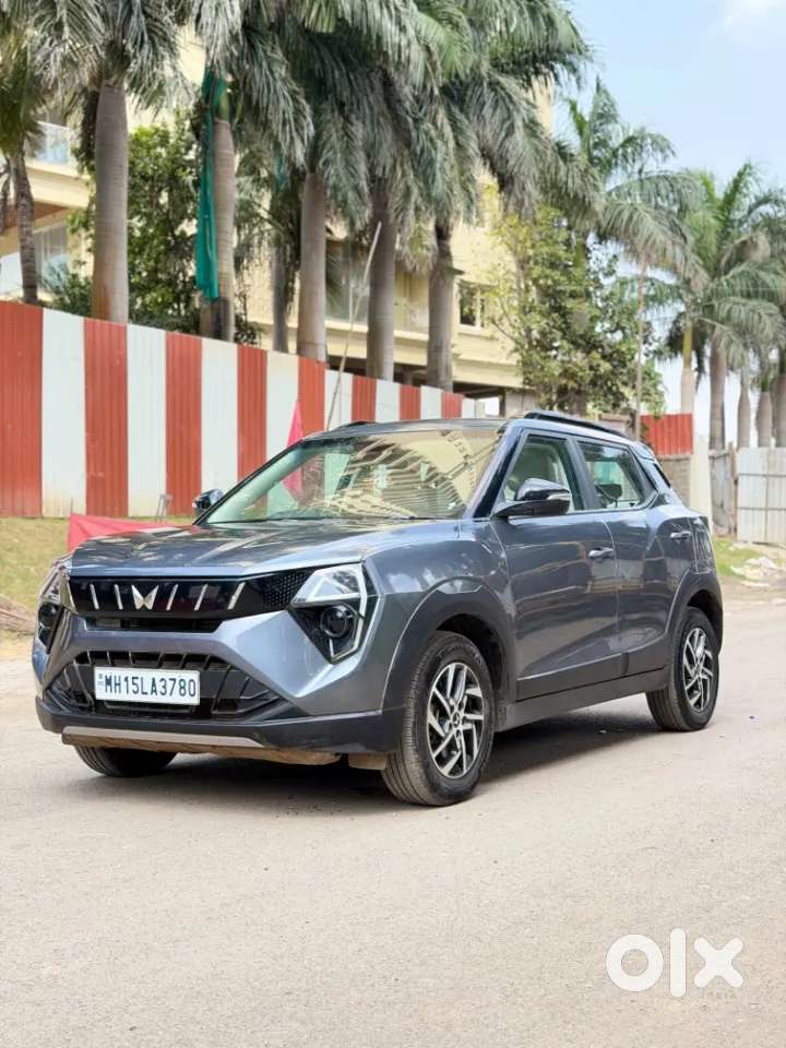 Mahindra Xuv 3xo Ax5 Ds Mt, 2026, Diesel