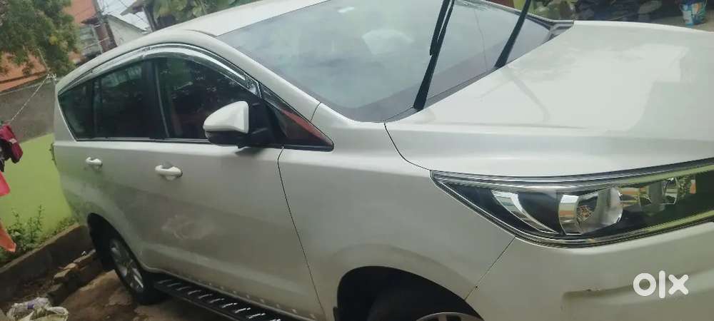 Toyota Innova Crysta 2023