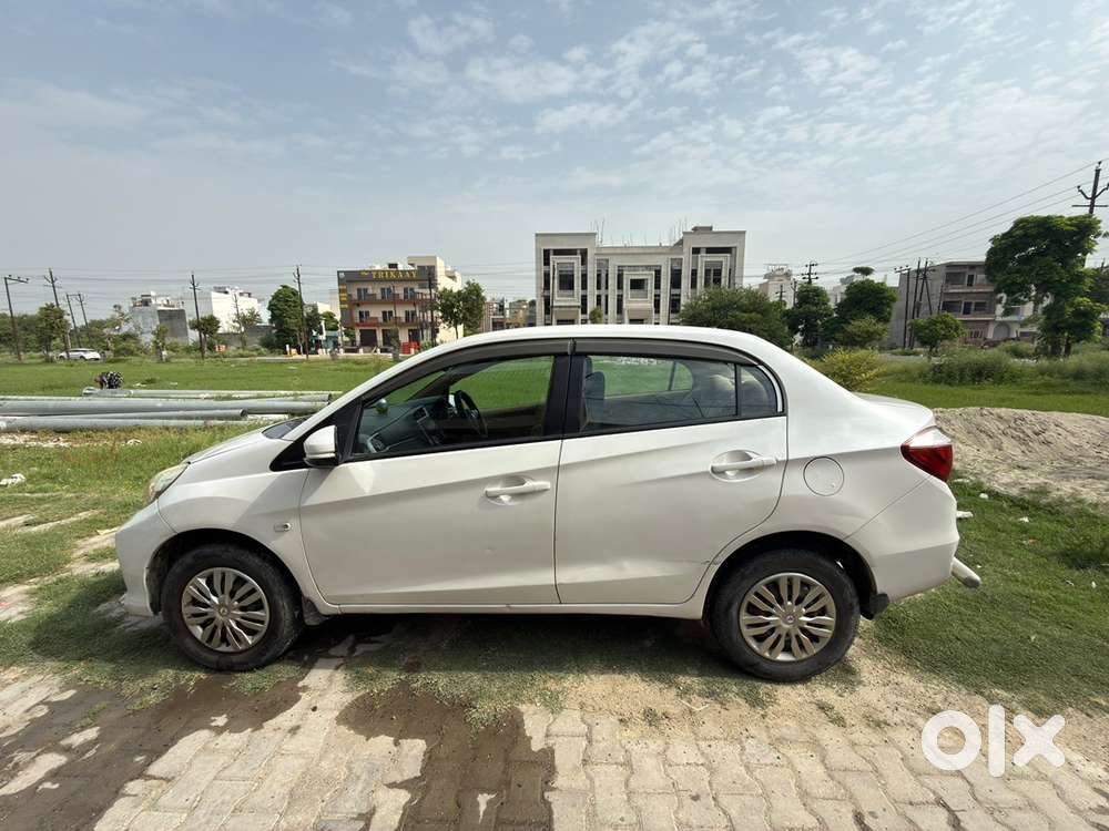 Honda Amaze 2017 Petrol Good Condition
