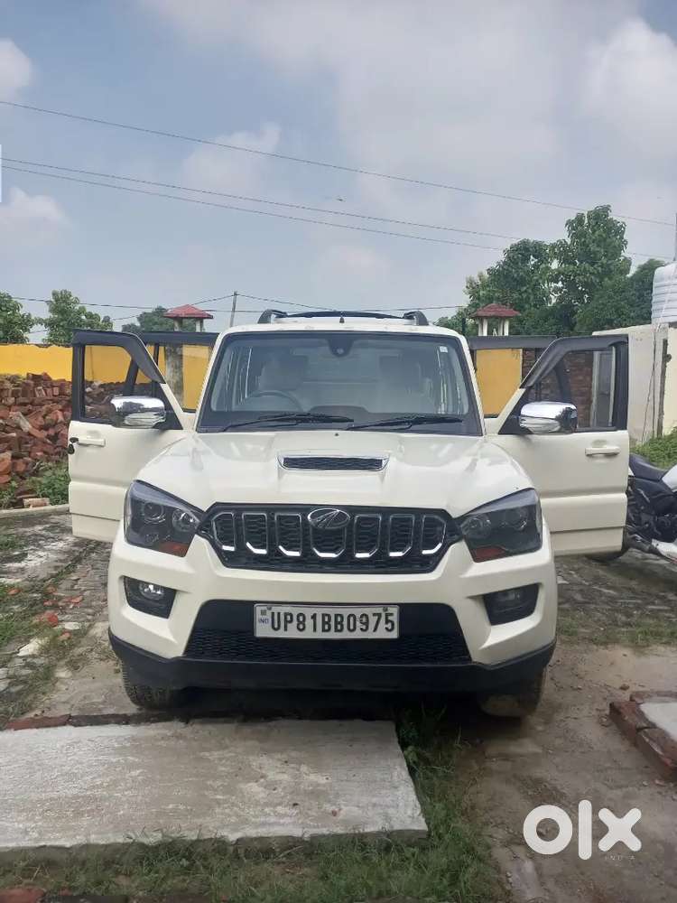 Mahindra Scorpio Classic S10  2014 Diesel 150000 Km Driven