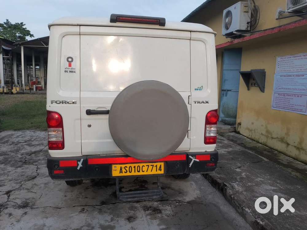 Force Motors Trax Cruiser 2023 Diesel Well Maintained