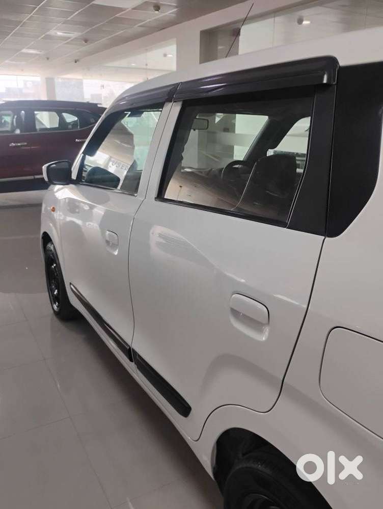 Maruti Suzuki Wagon R Vxi, 2022, Petrol
