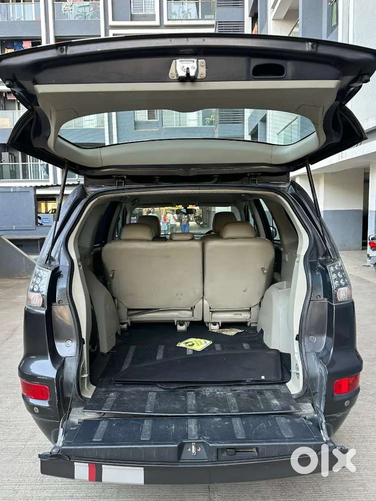 Mitsubishi Outlander 2010 Petrol