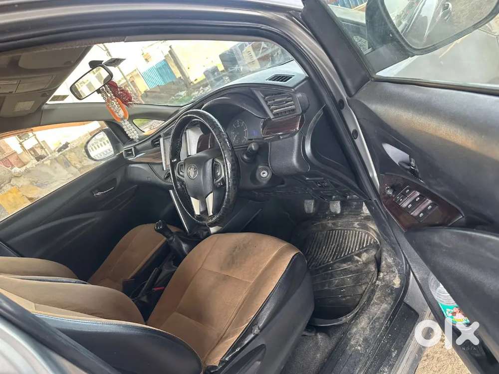 Toyota Innova Crysta 2017