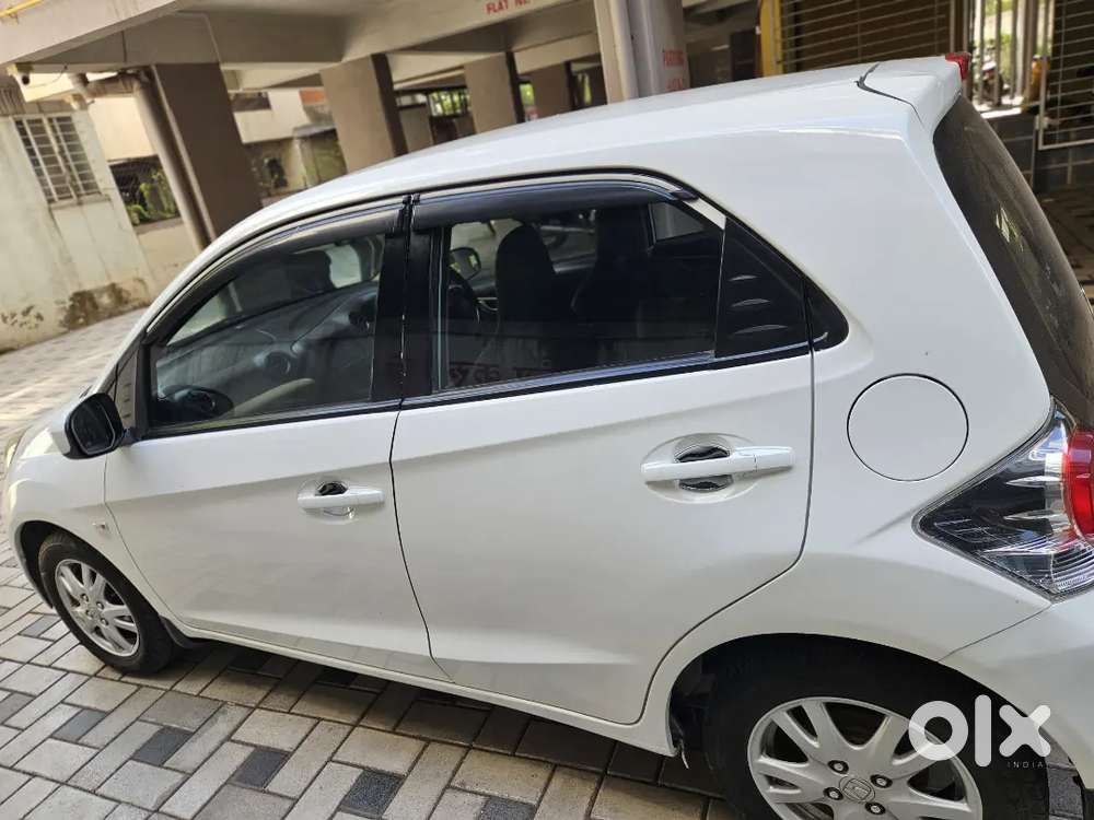 Honda Brio 2012 Petrol Well Maintained