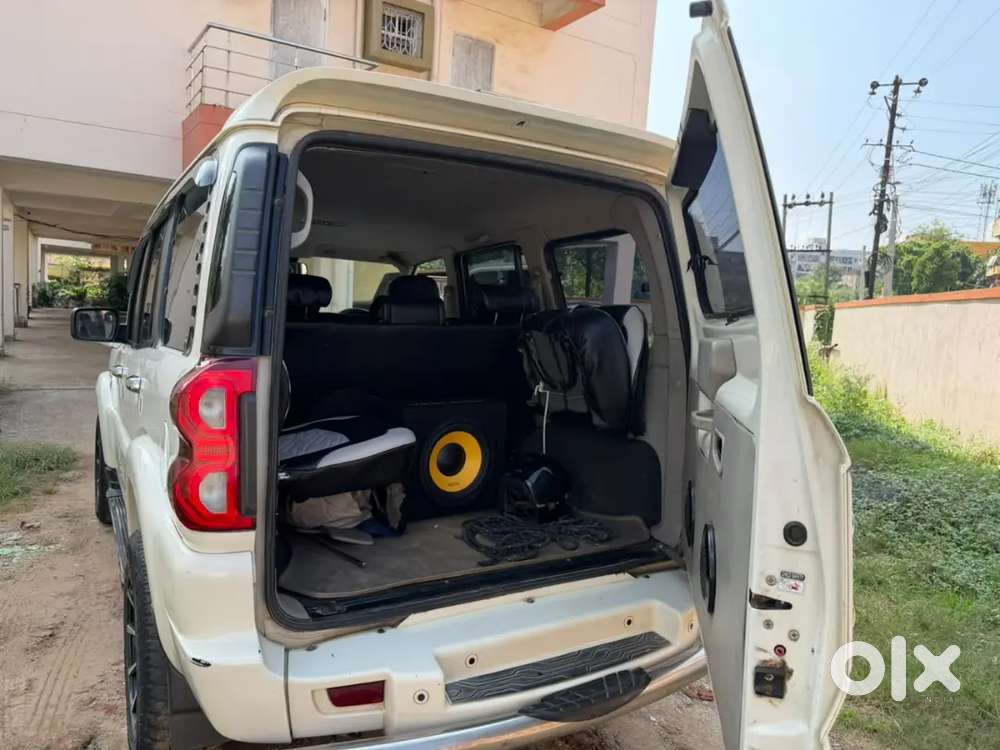 Mahindra Scorpio 2016 Diesel 140000 Km Driven