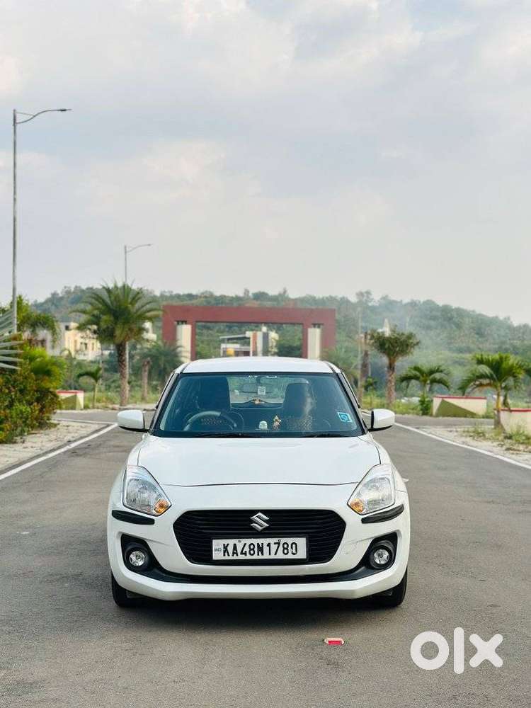 Maruti Suzuki Swift Vxi + Manual, 2021, Petrol