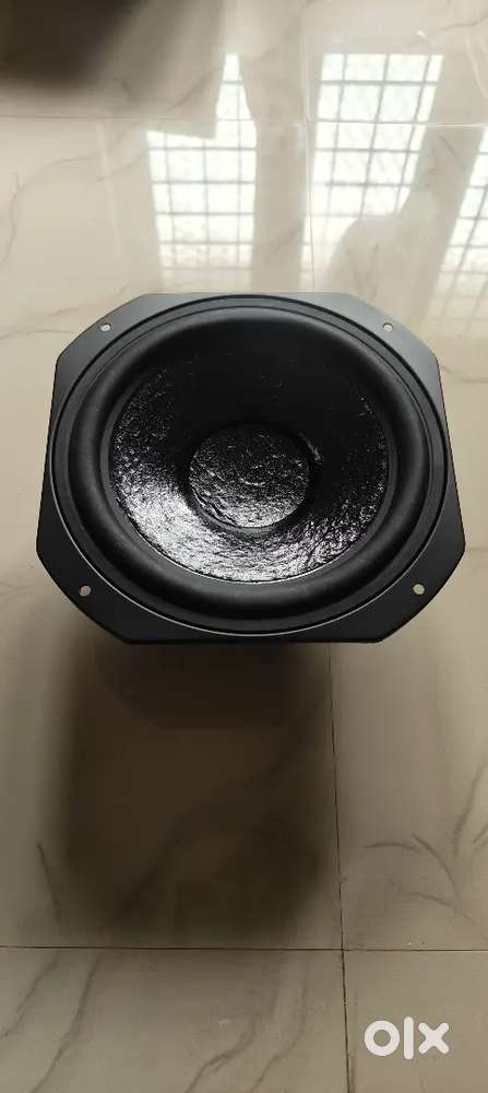 Imported 8 80 watts 2 woofers for sale