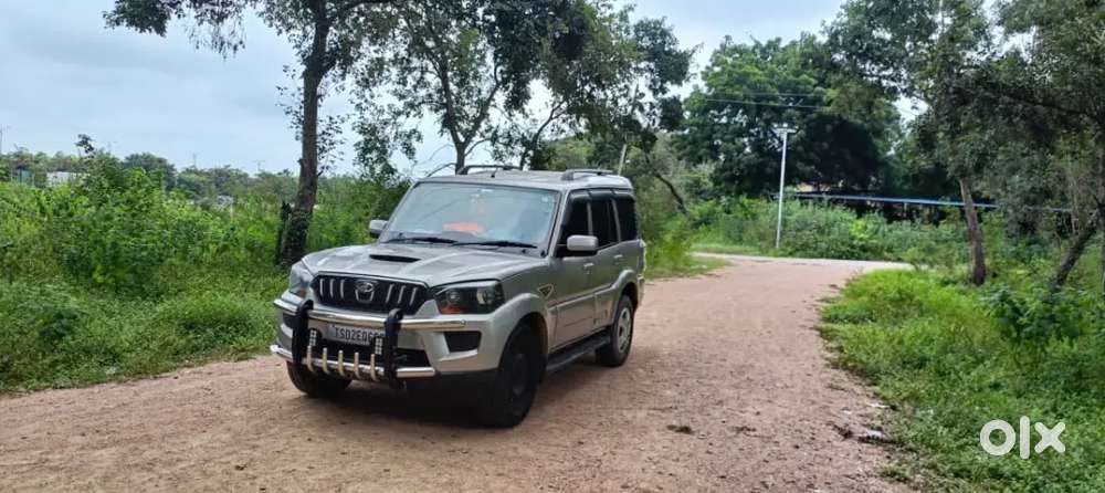 Mahindra Scorpio Classic 2016 Diesel Manual