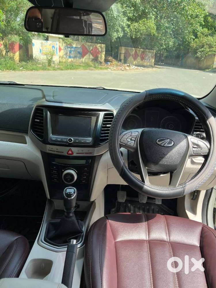 Mahindra Xuv300 W8, 2021, Petrol