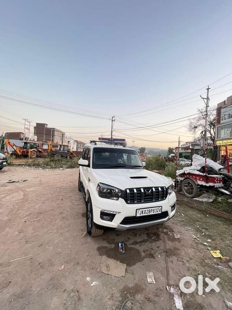 Mahindra Scorpio 2016 Diesel Well Maintained