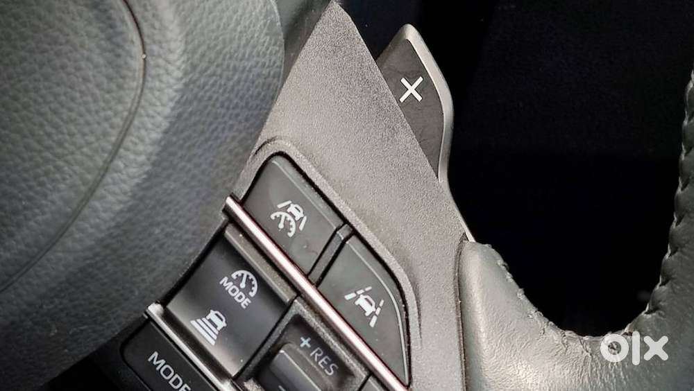 Toyota Innova Hycross 2.0 Zx (o) Hybrid 7 Str, 2024, Petrol