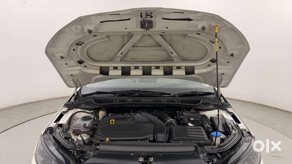 Skoda Slavia Style 1.5l Tsi Dsg, 2022, Petrol