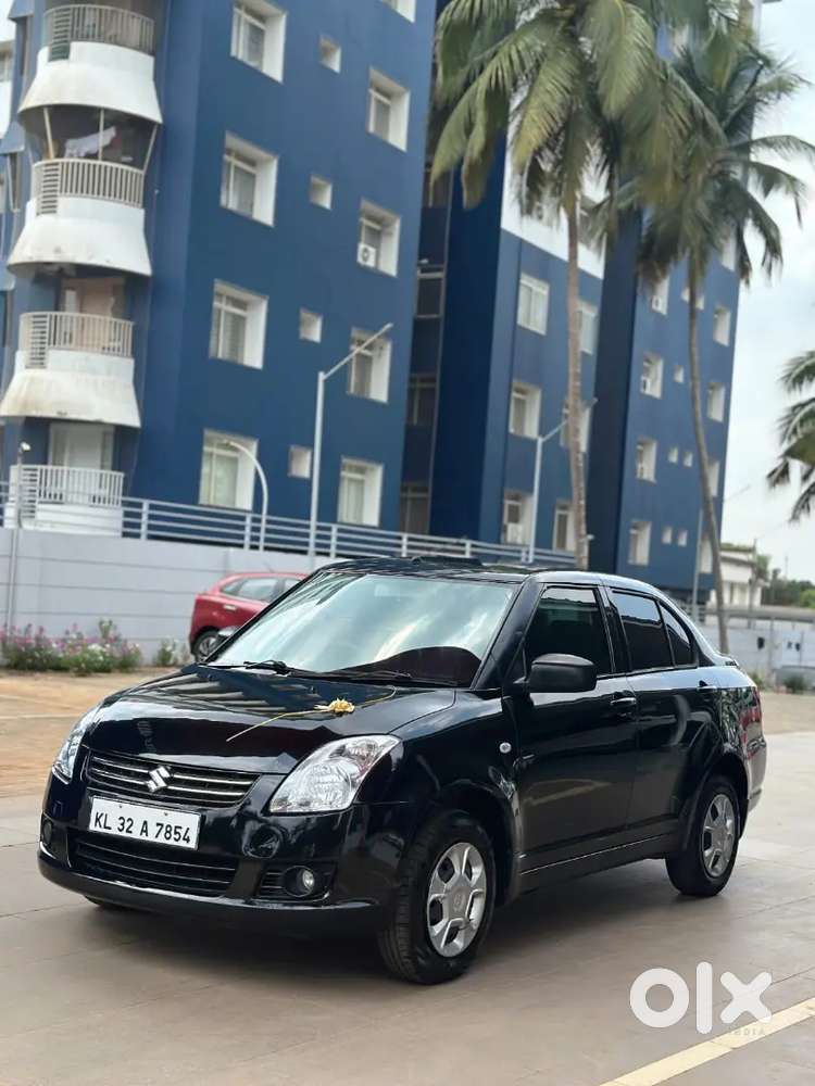 Maruti Suzuki Dzire 2009 Petrol 130000 Km Driven