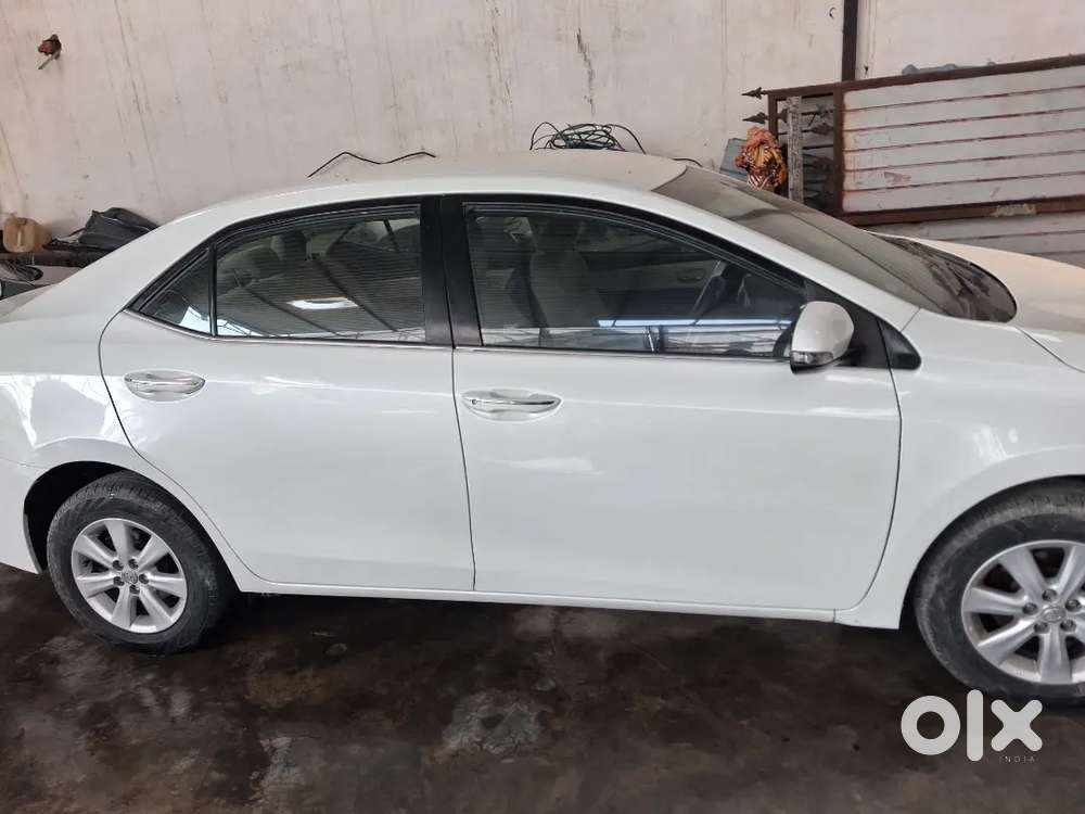 Toyota Corolla Altis 2014