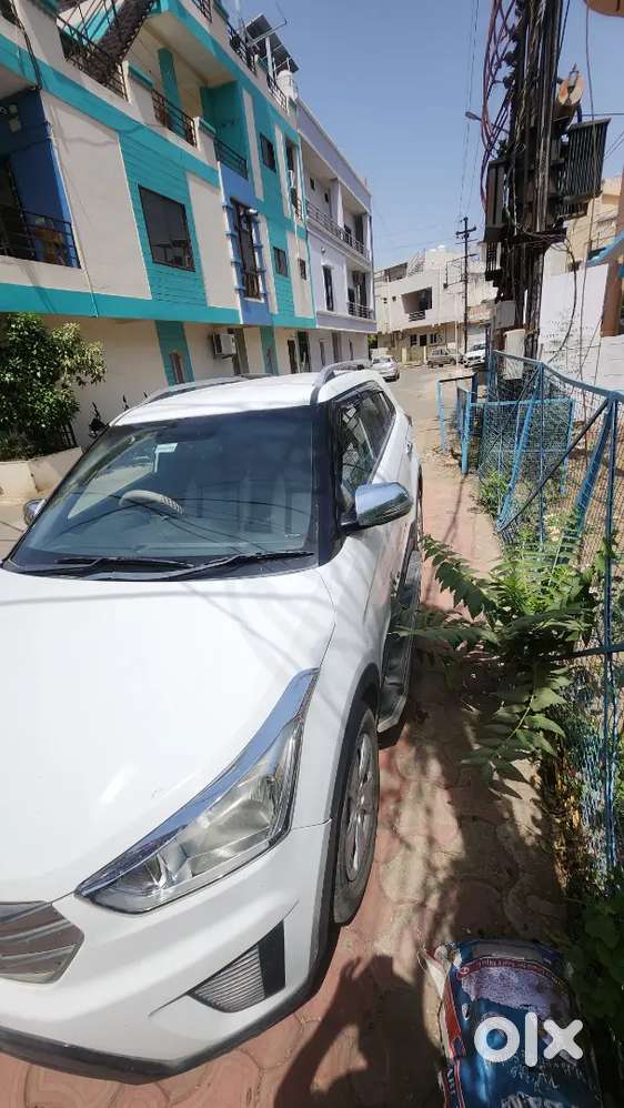 Hyundai Creta Facelift 2017 Petrol Well Maintained