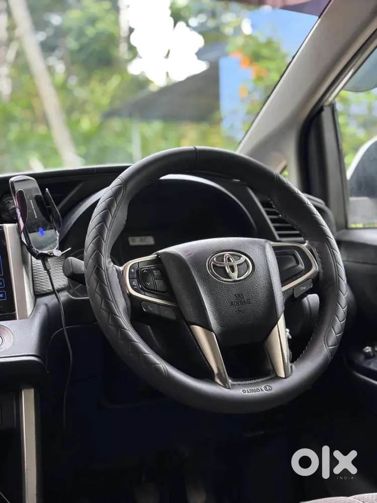 Innova Crysta 2.4 Gx Plus