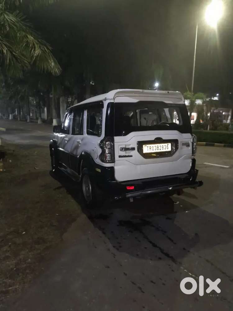 Mahindra Scorpio 2015 Diesel 14000 Km Driven