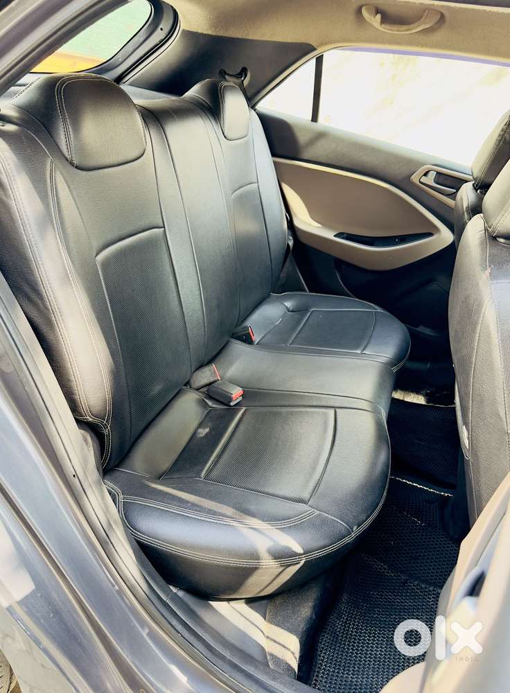 Hyundai I20 Sportz 1.2 Mt Dual Tone, 2019, Cng & Hybrids