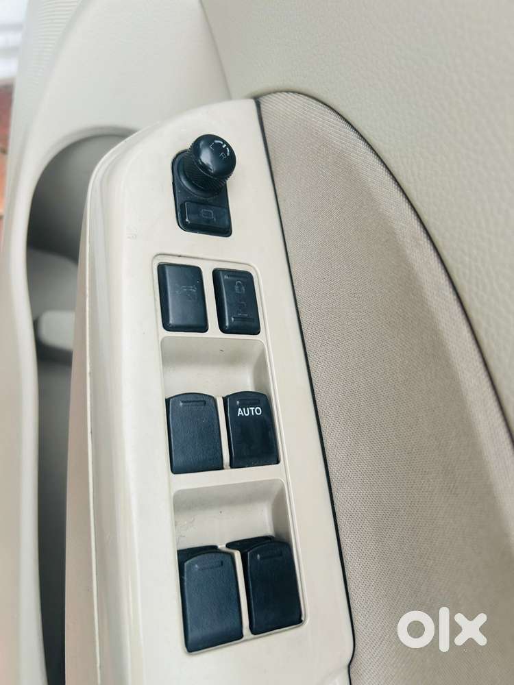 Maruti Suzuki Swift Dzire 1.3 Vxi, 2017, Petrol