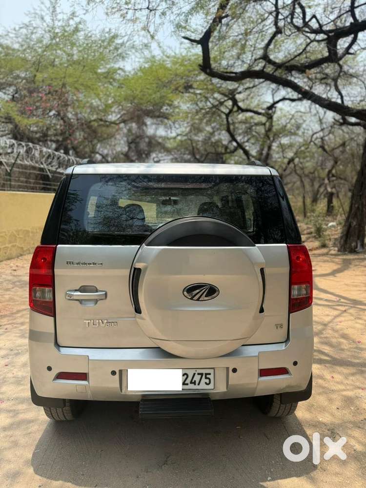 Mahindra Tuv 300 Mhawk100 T8 Dual Tone, 2018, Diesel