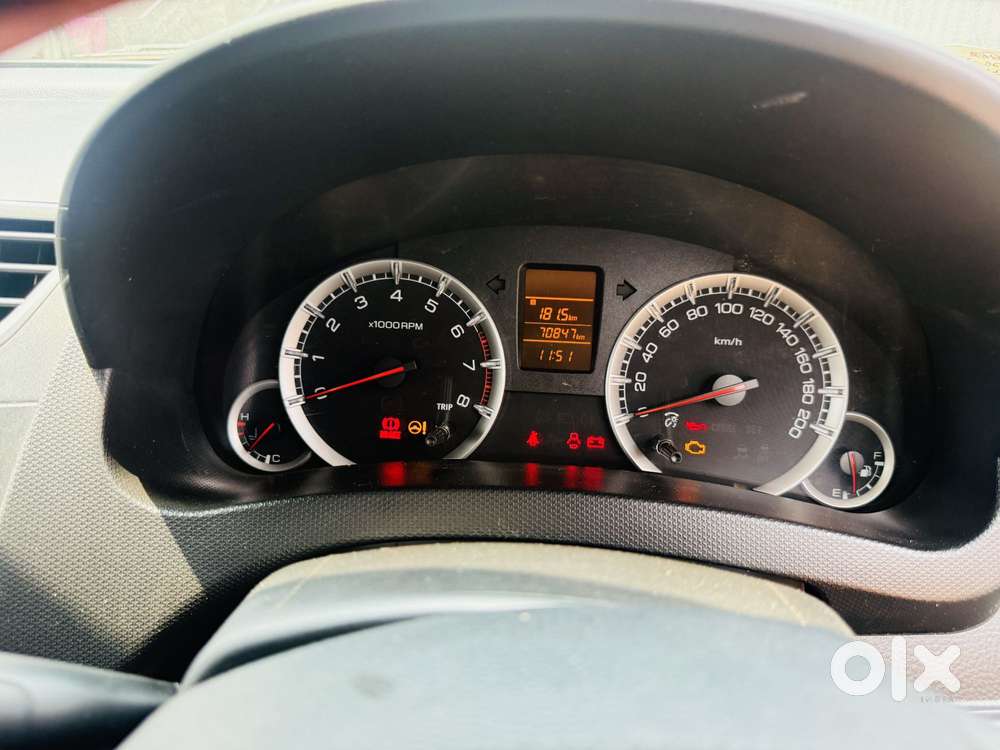 Maruti Suzuki Swift Vxi 1.2 Abs Bs-iv, 2014, Petrol