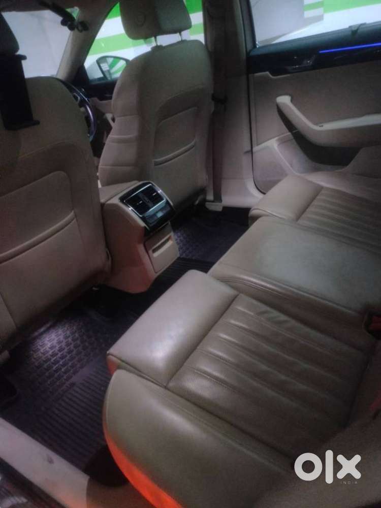 Skoda Superb 2.0 L&k Tsi At, 2018, Petrol