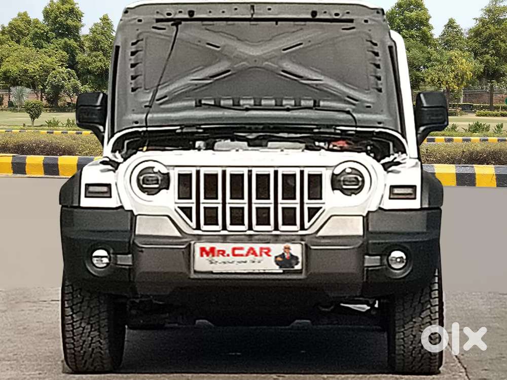 Mahindra Thar Roxx, 2025, Petrol