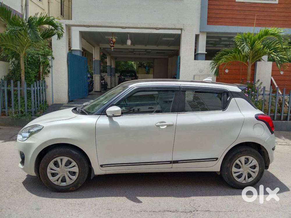 Maruti Suzuki Swift Vxi Ags, 2020, Petrol
