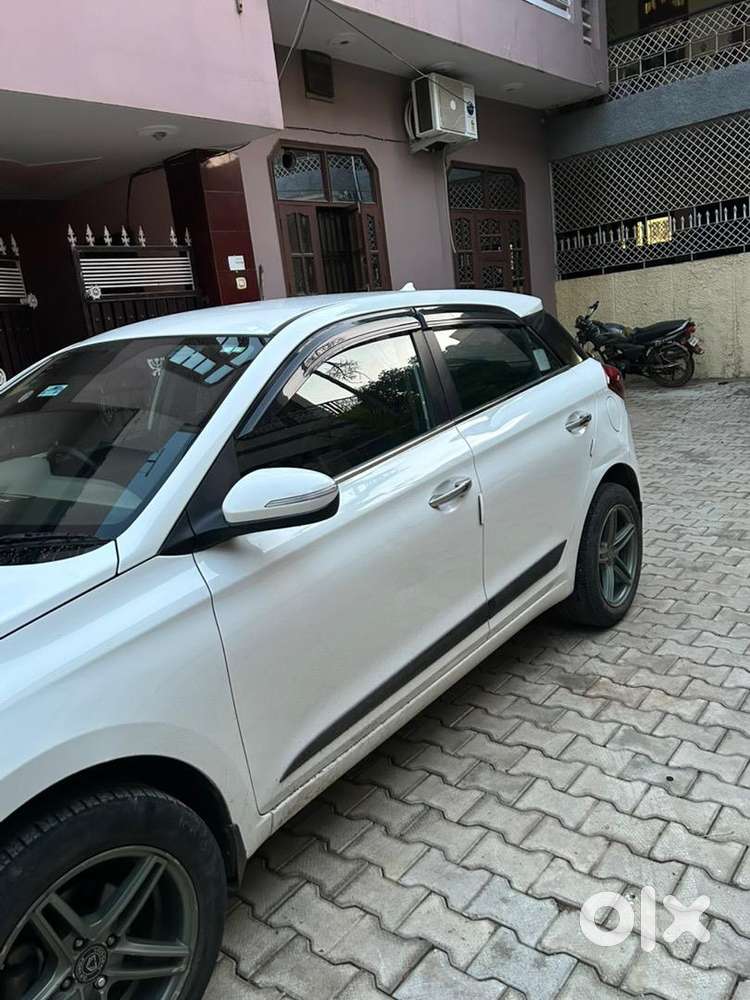 Hyundai Diesel Asta Model 2016 For Sale