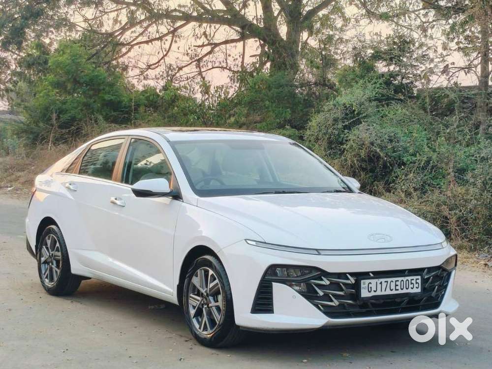 Hyundai Verna 1.5 Sx Petrol Mt, 2023, Petrol