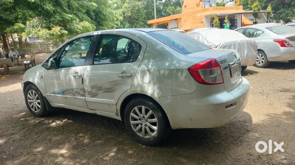 Maruti Suzuki Sx4 Zxi 2011 Petrol Cng
