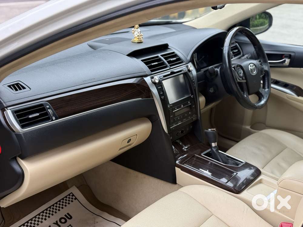 Toyota Camry Hybrid 2.5, 2017, Petrol