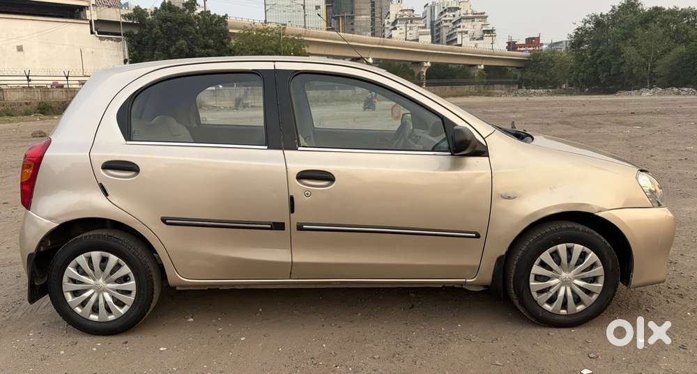 Toyota Etios Liva G, 2012, Petrol