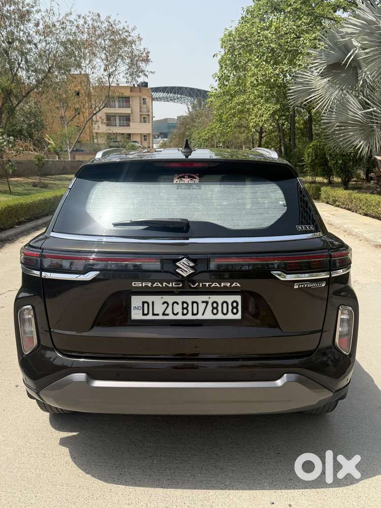 Maruti Suzuki Grand Vitara 1.5 Zeta Plus Intelligent Hybrid Ecvt, 20..